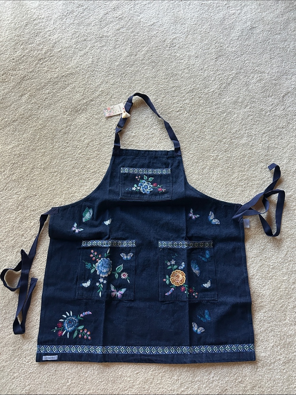 Johnny Was Taymia Embroidered Denim Apron - Picture 11 of 14